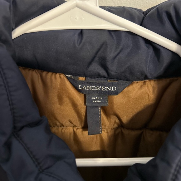Lands End Puffer Vest - Picture 4 of 6